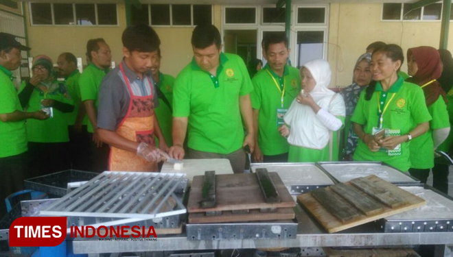 Penyuluh Pertanian Belajar Olah Limbah Pertanian Jadi 