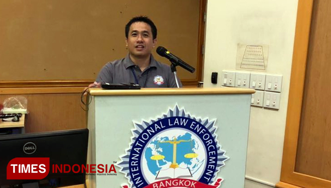 Kasi Intel Kejaksaan Negeri (Kejari) Sidoarjo, Idham Kholid SH. MH saat mengikuti diklat International Law Enforcement Academy (ILEA) yang digelar di Bangkok. (FOTO: Istimewa/ TIMES Indonesia)