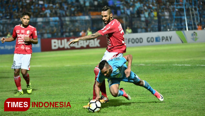 Persela Kembali Gagal Menang di Kandang Lawan Bali United