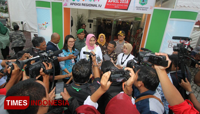 Pameran Dibuka, Wali Kota Dewanti Rumpoko Undang Warga Datang