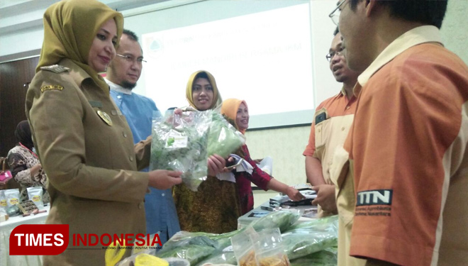 Pemkab Jember Komitmen Besarkan IKM