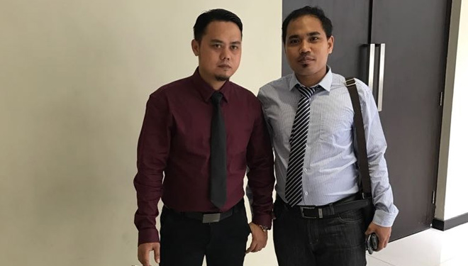 Yusuf Eko Nahudin SH MH (kanan) beserta rekannya dari kantor pengacara Jaya Atmaja & Partner. (FOTO: Istimewa)