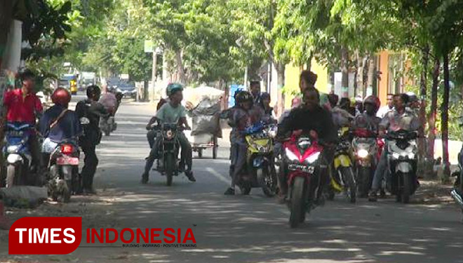 LULUSAN1.jpg