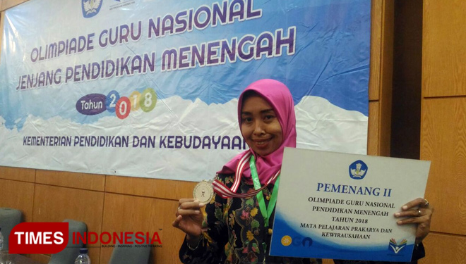 Dian Isyahrini Pemiluwati, Guru Asal Bondowoso yang Meraih Juara di OGN 2018