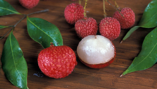 Jangan Ragu Makan Buah Leci, Manfaatnya Menakjubkan Lho