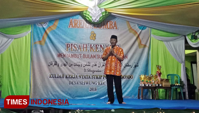 Belajar Bermasyarakat, KKN STKIP PGRI Situbondo Ajak Masyarakat Bershalawat