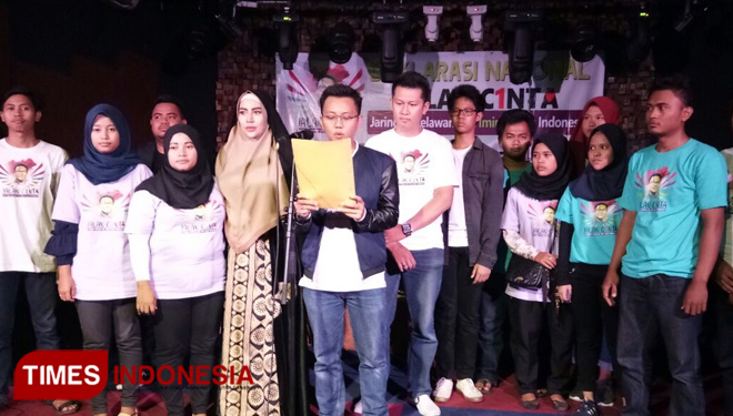 Ketua Koordinator Nasional Jalan Cinta Muhammad Rodli Kaelani saat memimoin deklarasi Cak Imin Cawapres 2019. (FOTO: Hasbullah/TIMES Indonesia)