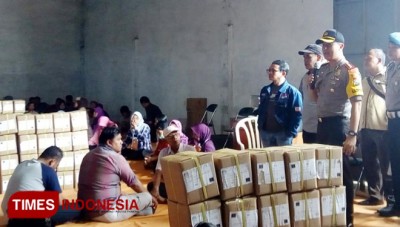 Polres Jember Lakukan Pengamanan Prosesi Pelipatan Kertas Suara