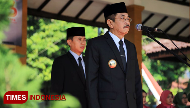 Pemkab Bojonegoro Peringati Upacara Hari Lahir Pancasila Tahun 2018 di Alun-Alun. Jumat (1/6/2018) (FOTO: Ali/TIMES Indonesia)