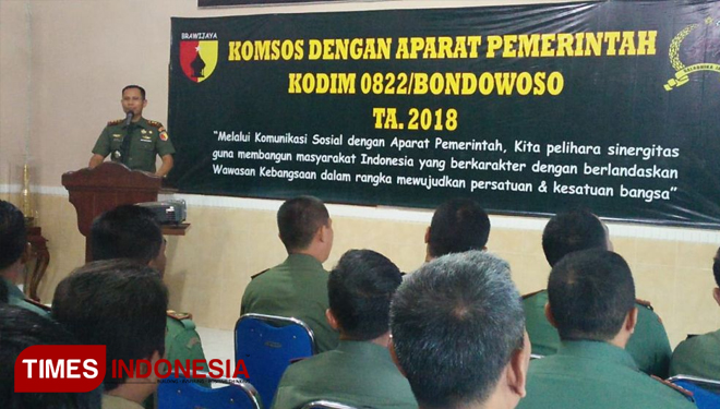 Dandim 0822 Bondowoso, Letkol Inf Tarmuji S.Ag Saat Menyampaikan Sambutan dan Kebijakan Pimpinan AD di Bidang Teritorial (FOTO: Moh Bahri/TIMES Indonesia)