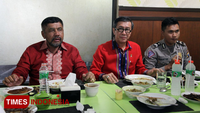 Menkumham Nikmati Kuliner Sate Bunul Paino TIMES Indonesia Menkumham Nikmati Kuliner Sate Bunul Paino TIMES Indonesia