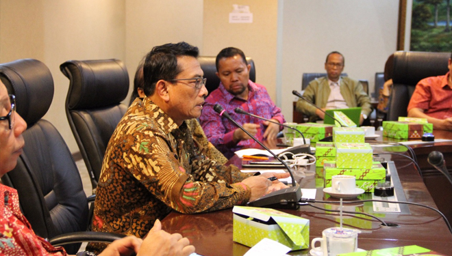 Kepala Staf Kepresidenan Moeldoko saat bertemu dengan sejumlah pimpinan media online yang tergabung dalam Asosiasi Media Siber Indonesia (AMSI - amsi.or.id) (FOTO: Istimewa)