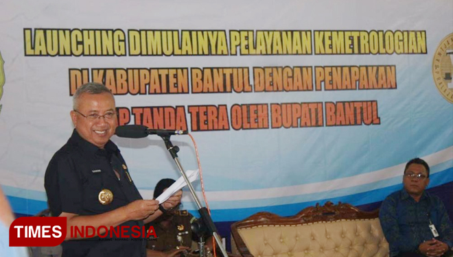 Bupati Bantul Suharsono saat launching proyek di Kabupaten Bantul. (FOTO: Riyadi/TIMES Indonesia)