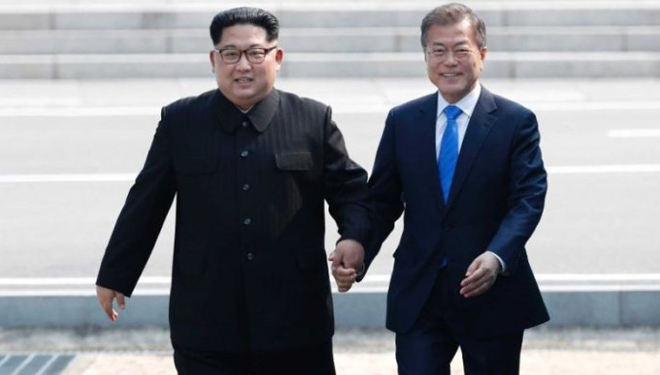Presiden Korsel Moon Jae-in dan pemimpin Korut Kim Jong Un. (FOTO: Setkab RI)