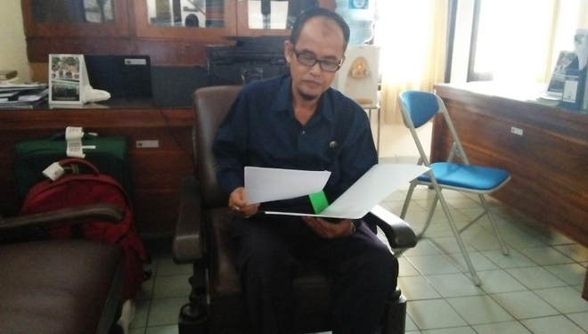 Muzammil, Kepala Seksi Pendaftaran dan Dokumen Calon Jemaah Haji, Kantor Wilayah Kementerian Agama Provinsi Bali. Rabu (18/7/2018). (FOTO: Khadafi/TIMES Indonesia).