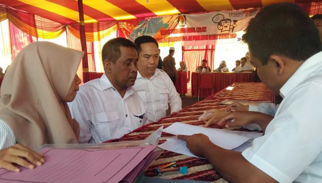 Partai Gerindra Kota Probolinggo saat mendaftarkan caleg ke KPU (FOTO: Istimewa)