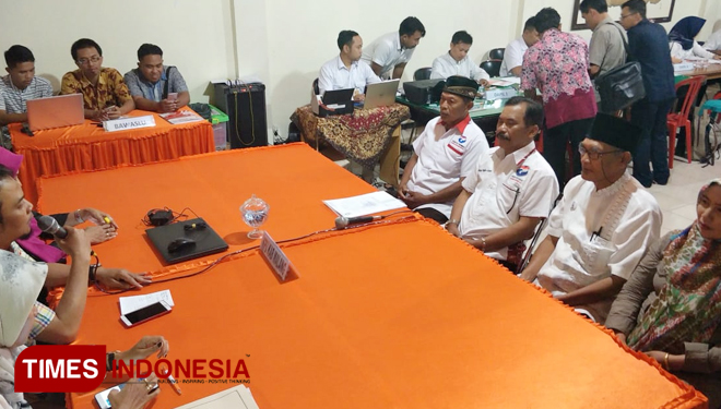 Partai Perindo mendaftarkan 43 bacalegnya di KPU Kabupaten Malang. (FOTO: widodo irianto/TIMES Indonesia)