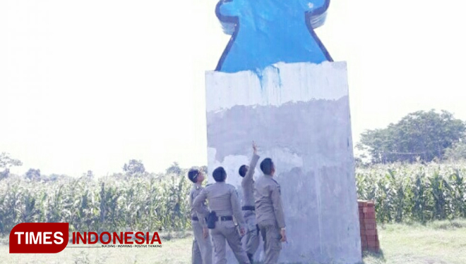 Terkendala Dana, Bakorpakem Belum Bongkar Batu Nisan Raksasa