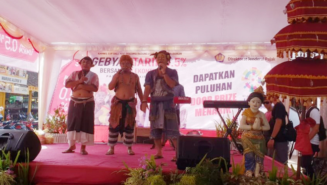 Kantor Pelayanan Pajak (KPP) Pratama Badung Utara menggelar acara Gebyar Tarif 0.5 persen di Pasar Beringkit, Kecamatan Mengwi, Badung, Bali, Rabu (25/7/2018). (FOTO: Istimewa/TIMES Indonesia)