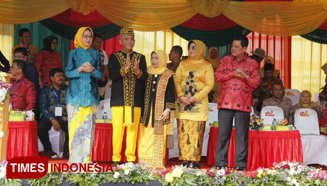 Pawai-Budaya-APEKSI.jpg
