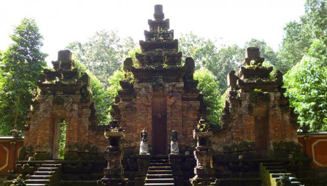 Terbelahnya Balambangan Menjadi Enam Kabupaten - TIMES Indonesia