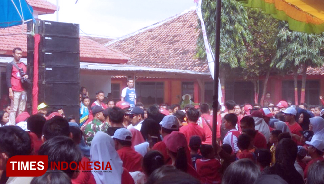 Peserta perkelahian langsung dilerai oleh aparat setempat. (FOTO: Rizki Alfian/TIMESindonesia)