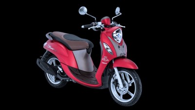 Tampil Lebih Berkelas Tanpa Perhiasan Emas