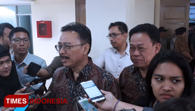 Sekretaris Jenderal Kementan, Syukur Iwantoro batik coklat berkacamata (FOTO: Alfi Dimyati/TIMES Indonesia)