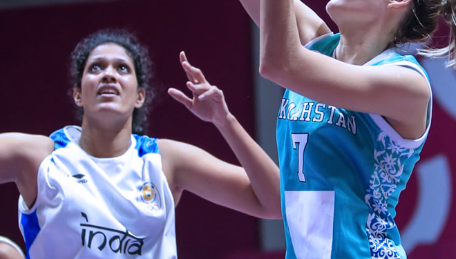 Tim Basket Putri Kazakhstan saat melawan tim India Jumat (17/8/2018). (FOTO: INASGOC/Antara)