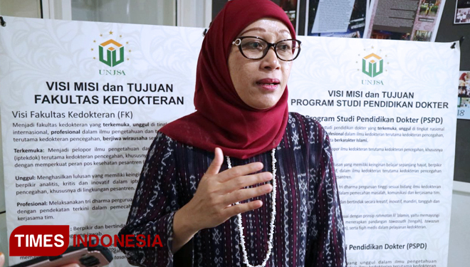 Dr.dr Handayani M.Kes, Dekan FK Unusa.(FOTO: Lely Yuana/ TIMES Indonesia)