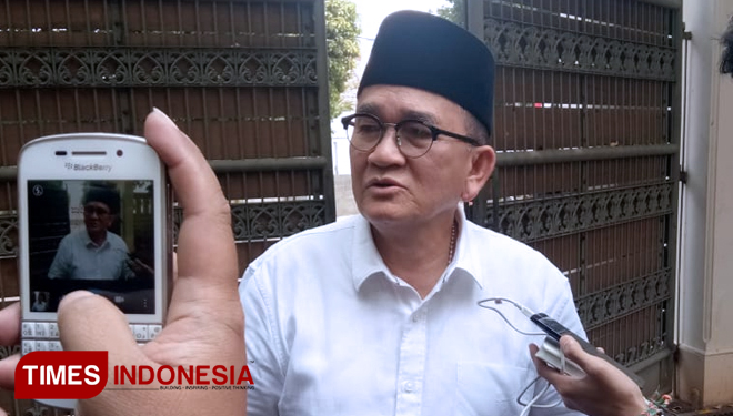 Ruhut Sitompul. (FOTO: Hasbullah/TIMES Indonesia)