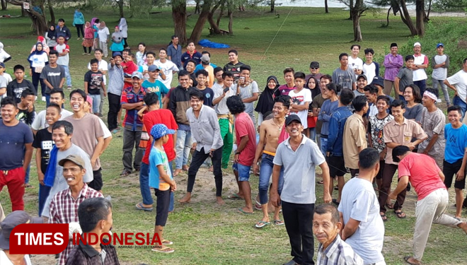 Lomba Layang-layang Dangung, di Padang, dalam rangka Kirab Pemuda 2018, Minggu (16/9/2018). (FOTO: Humas for TI)