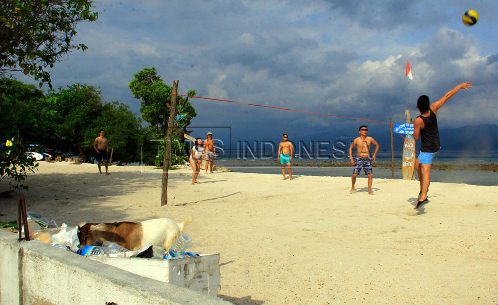 Voli pantai juga menjadi alternatif lain untuk menikmati Gili Trawangan. (Foto : Tria Adha/ TIMES Indonesia).