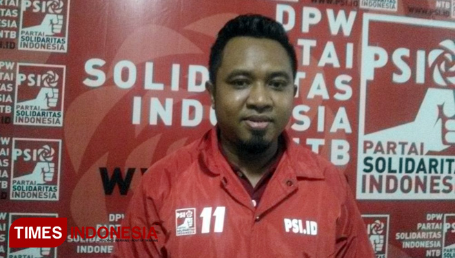 Ketua DPW Partai Soliaritas Indonesia (PSI) NTB, Putrawan Tasal. (FOTO: Anugrah Dany/TIMES Indonesia)