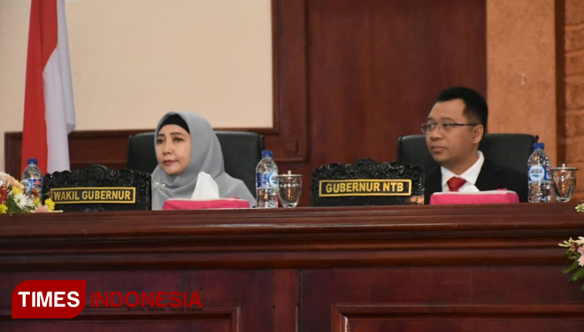 Gubernur dan wakil gubernur NTB saat menghadiri rapat paripurna DPRD NTB, di Kota Mataram, Senin (24/9/2018). (FOTO: Humas Pemprov NTB for TIMES Indonesia)