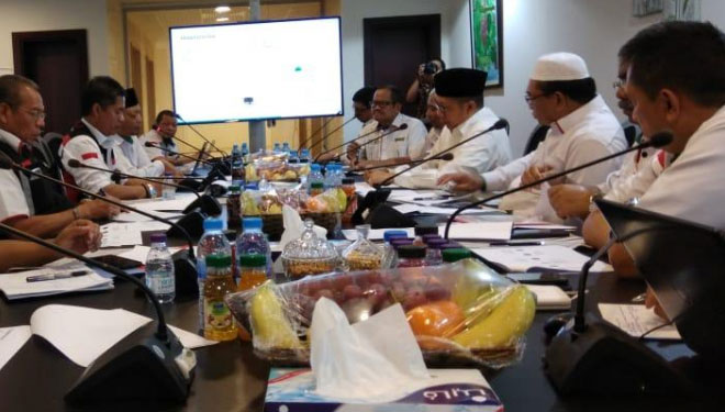 Menteri Agama, Lukman Hakim Saifuddin menggelar rapa evaluasi di Makkah (Foto: kemenag)