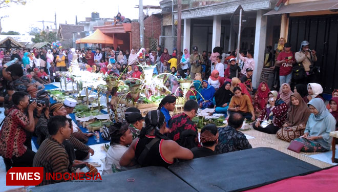 Festival-Serabi-Suro-di-Kota-Batu-b.jpg