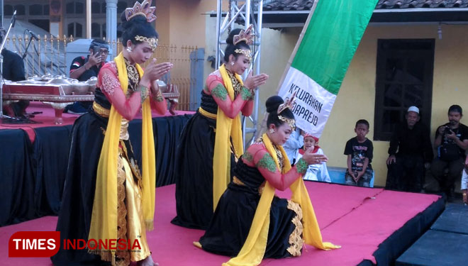 Festival-Serabi-Suro-di-Kota-Batu-c.jpg