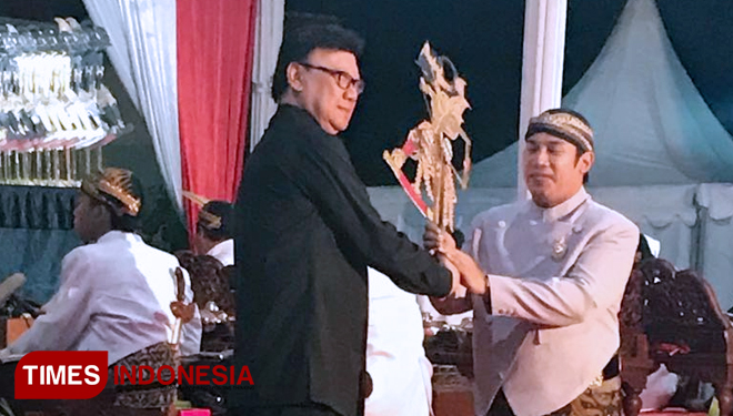 Mendagri: Wayang Kulit Bisa Jadi Sarana Menyebarluaskan Kinerja Pemerintah