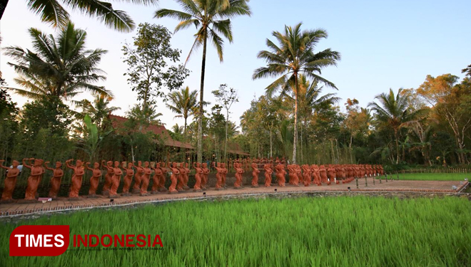 Patung Gandrung di Terakota (FOTO: Rizki Alfian/TIMESIndonesia)