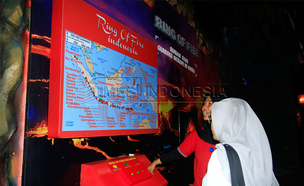 Wahana edukasi Indonesia sebagai ring of fire yang ada di The Miracle Jatimpark 3. (Foto : Tria Adha/TIMES Indonesia).