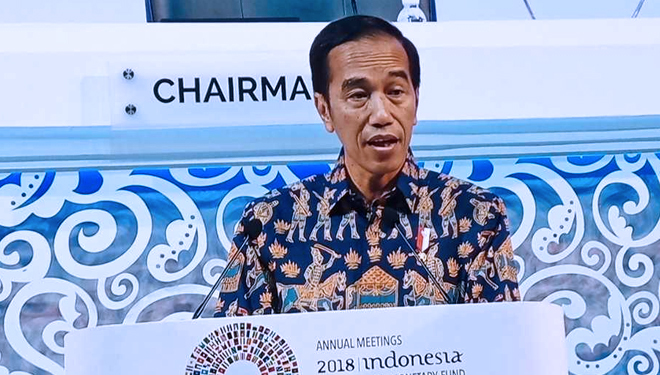 Presiden Joko Widodo (Jokowi) saat memberika sambutan pada acara opening plenary Pertemuan Tahunan IMF-Bank Dunia di Nusa Dua, Bali, Jumat (12/10). (FOTO: Investor Daily/Nasori)