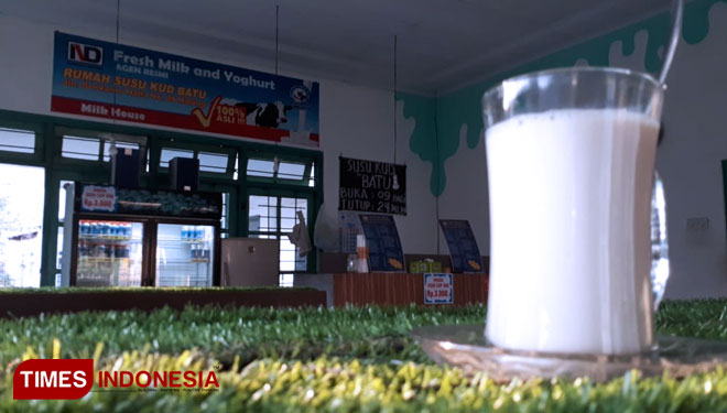 Susu KUD di Jalan Soekarno Hatta No.9, Malang atau sebelah utara Kampus Polinema Malang. (FOTO: Dinda/TIMES Indonesia)