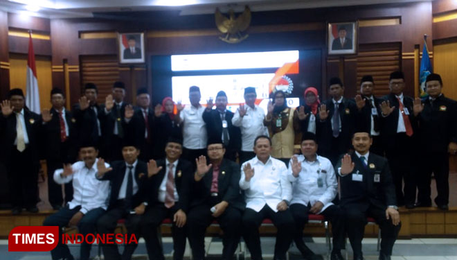 Pengurus Komnas Pendidikan Situbondo Dilantik