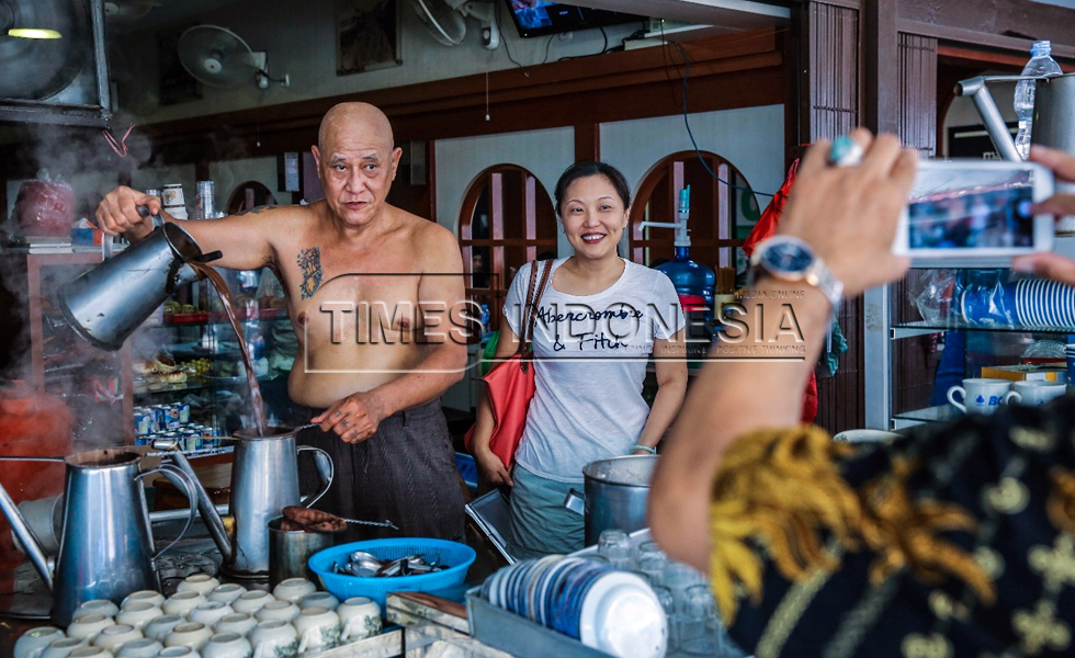 Kedai kopi Asiang yang terletak di Kota Pontianak yang melegenda. (FOTO: Rizky Dwi Putra for TIMES Indonesia)