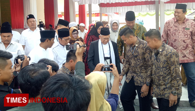 KH Ma'ruf Amin ketika berkunjung ke Pendapa Agung Kabupaten Bangkalan. (FOTO: Doni Heriyanto/TIMES Indonesia) 
