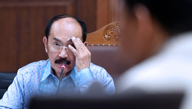 Terdakwa kasus perintangan penyidikan kasus korupsi KTP elektronik Fredrich Yunadi menjalani sidang lanjutan di Pengadilan Tipikor, Jakarta (FOTO: ANTARA FOTO/Sigid Kurniawan)