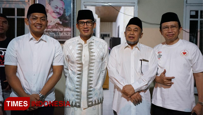 Sandiaga S Uno dan Mantan Kapolda Jatim, Untung Radjab (FOTO: Ariseno For Times Indonesia)