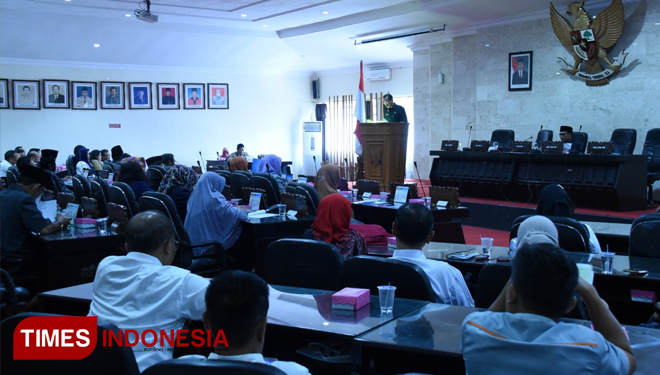 Rapat paripurna DPRD kota kediri dengar pendapat fraksi-fraksi (FOTO: Canda Adi Surya/TIMES INDONESIA)