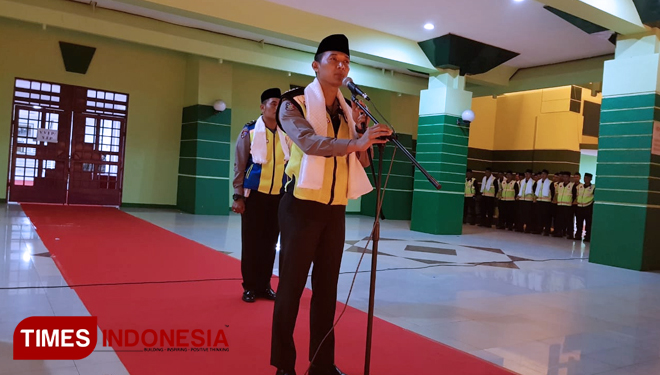 Kapolresta Sidoarjo, saat memimpin apel pengamanan gelaran Istighosah Kubro di kawasan Gor Sidoarjo (FOTO: Rudi Mulya/TIMES Indonesia)